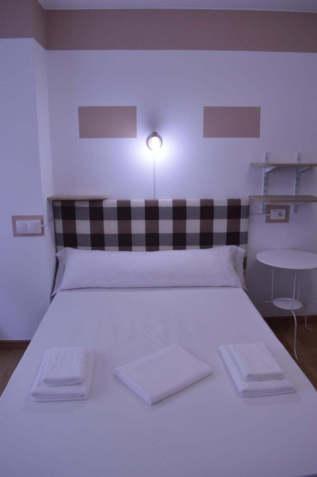 Ararat Hostel Santiago de Compostela Room photo